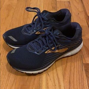 Men’s Brooks 9.5” Running Shoes